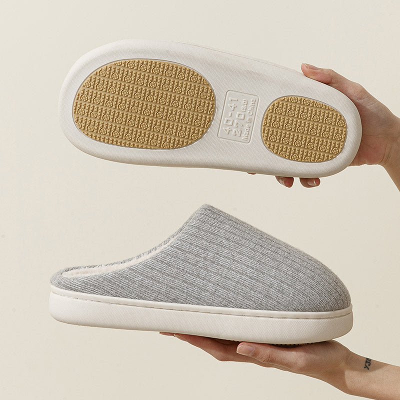 SicherSchritt™ – Bequeme Anti-Rutsch-Hausschuhe für mehr Komfort im Alltag