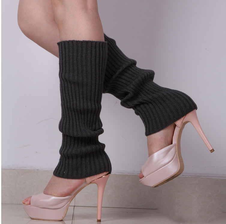 Warme gestrickte Damen-Stulpen – modisch & bequem