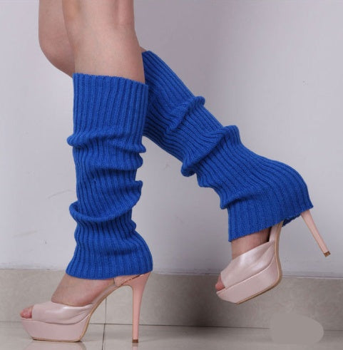 Warme gestrickte Damen-Stulpen – modisch & bequem